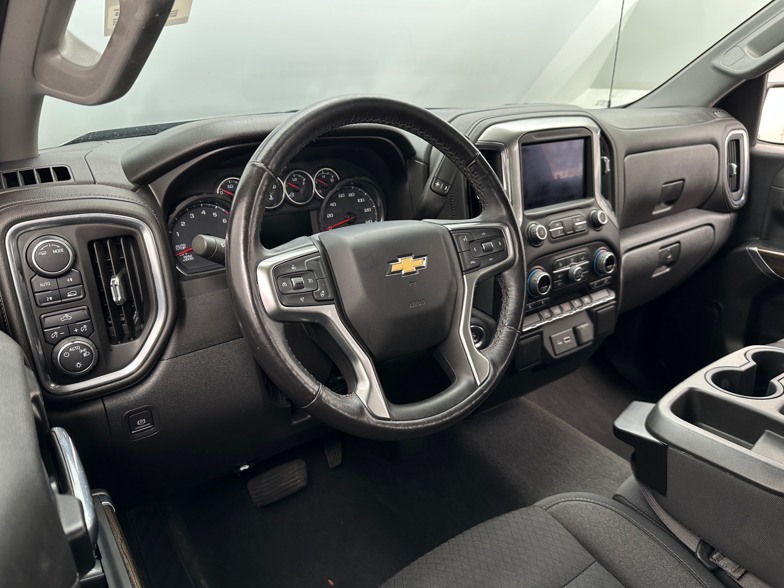 Thumbnail: 2021 Chevrolet Silverado 1500 - 3