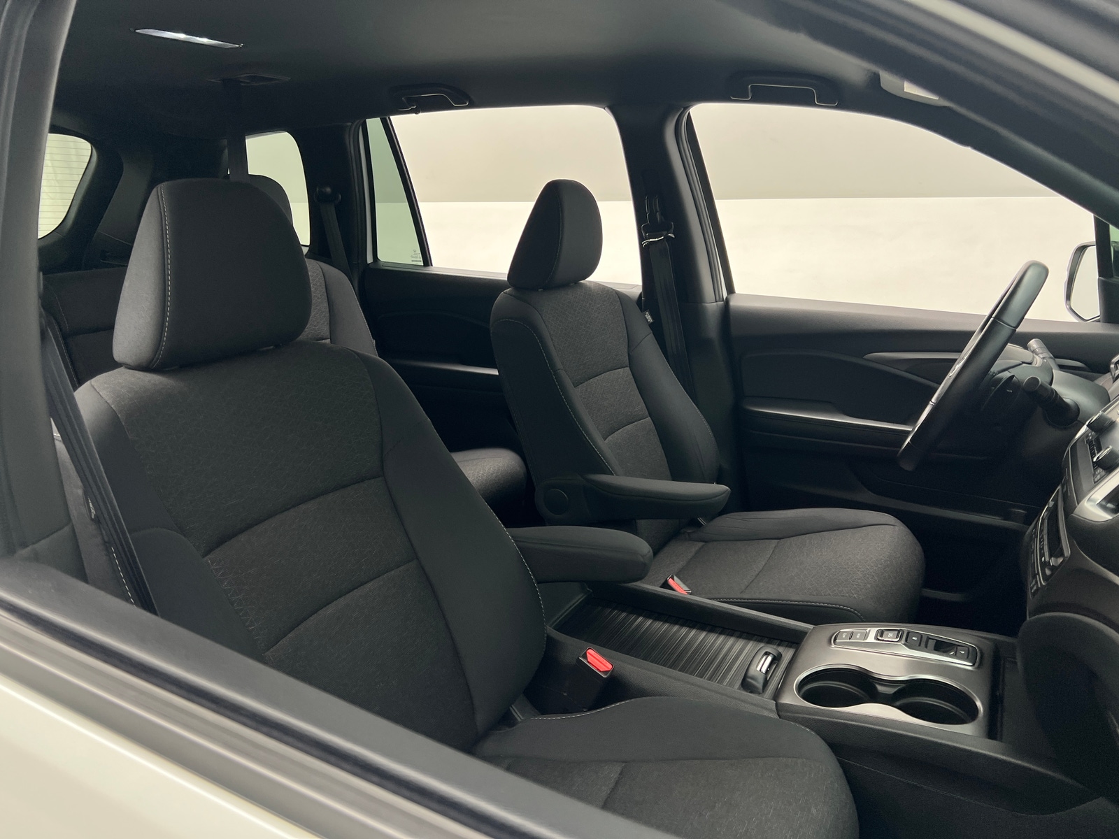 Thumbnail: 2020 Honda Passport - 2