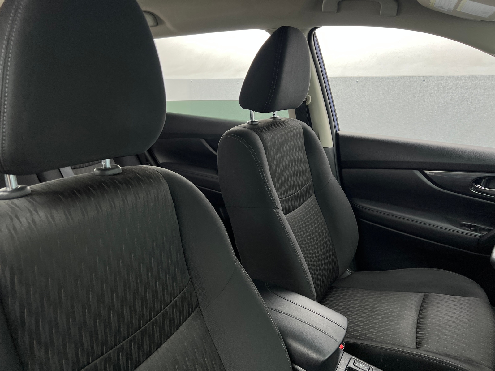 Thumbnail: 2018 Nissan Rogue - 2
