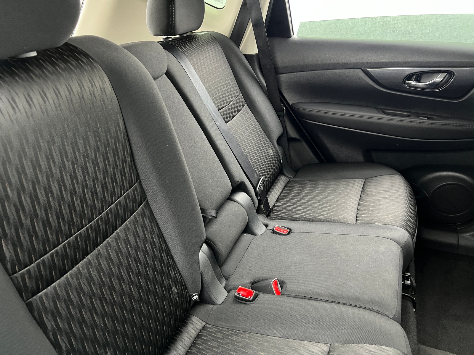 Thumbnail: 2018 Nissan Rogue - 6