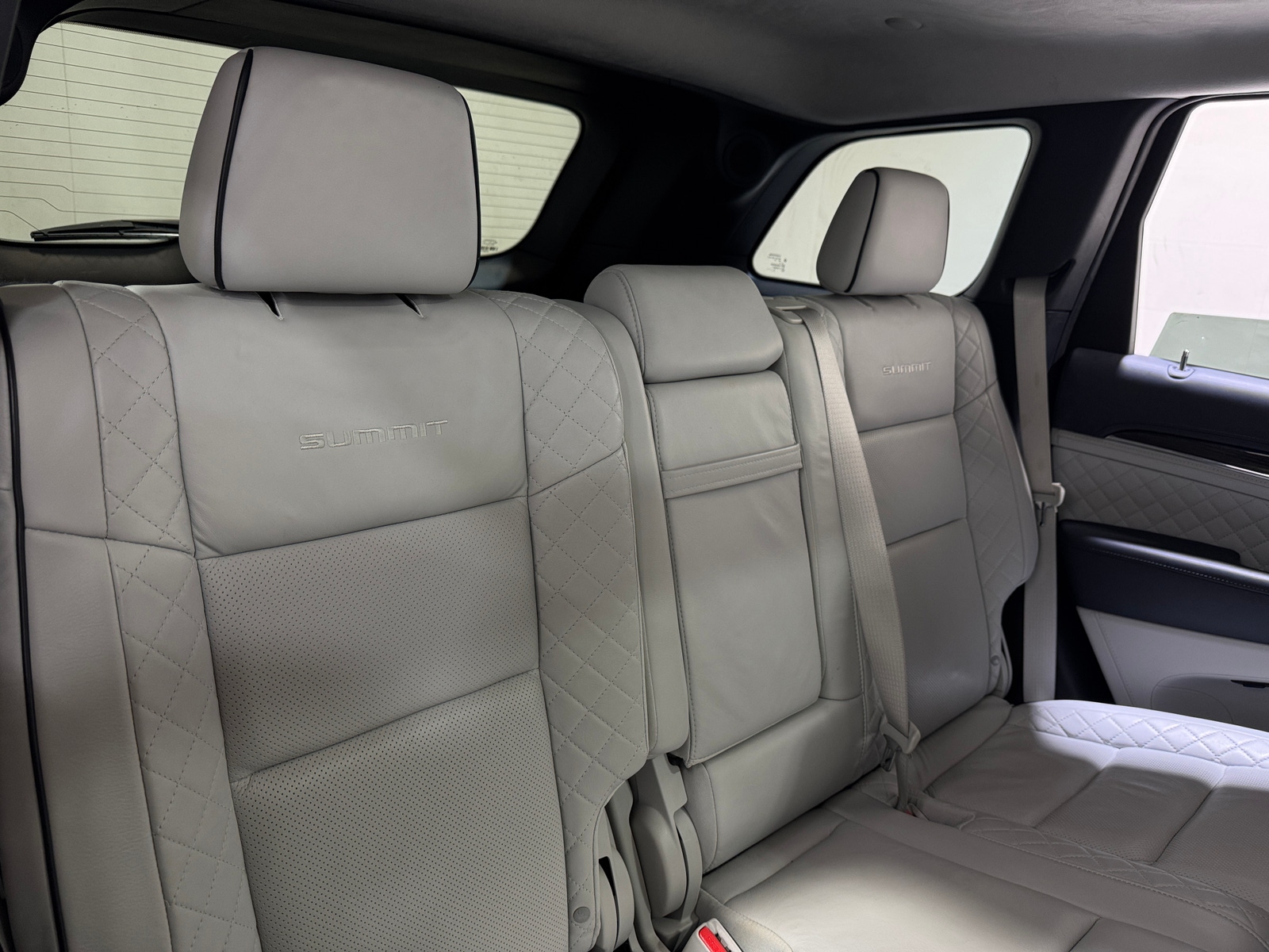 Thumbnail: 2020 Jeep Grand Cherokee - 5