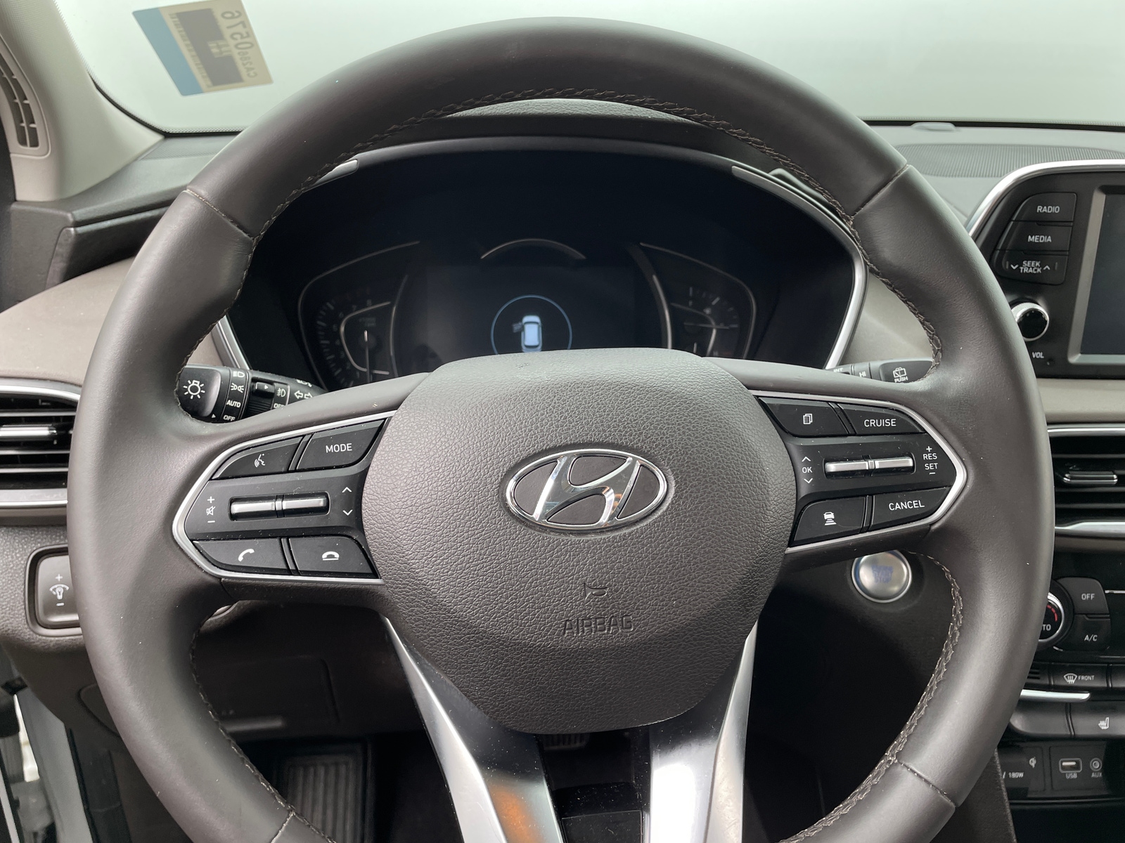 Thumbnail: 2020 Hyundai Santa Fe - 5