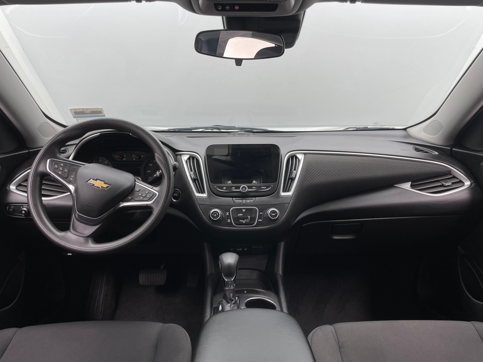 Thumbnail: 2024 Chevrolet Malibu - 3