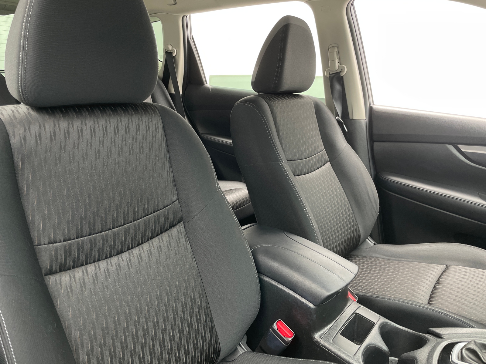 Thumbnail: 2018 Nissan Rogue - 2
