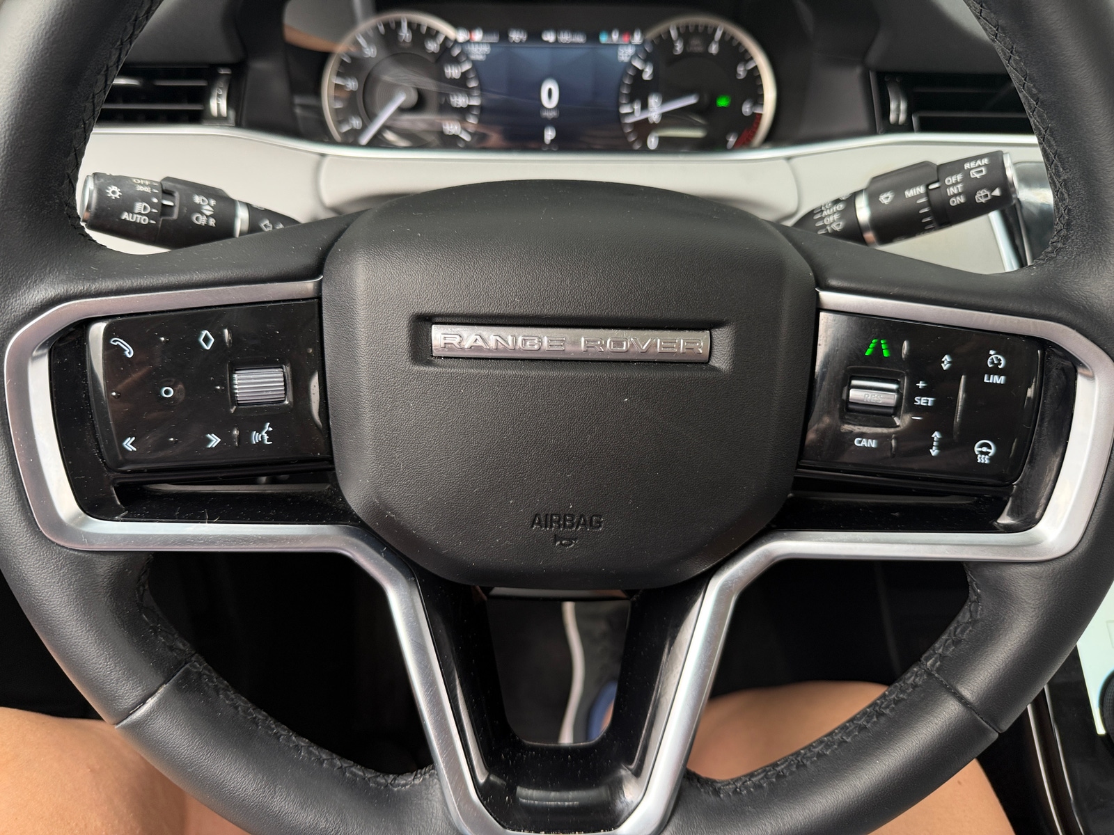 Thumbnail: 2023 Land Rover Range Rover Evoque - 4