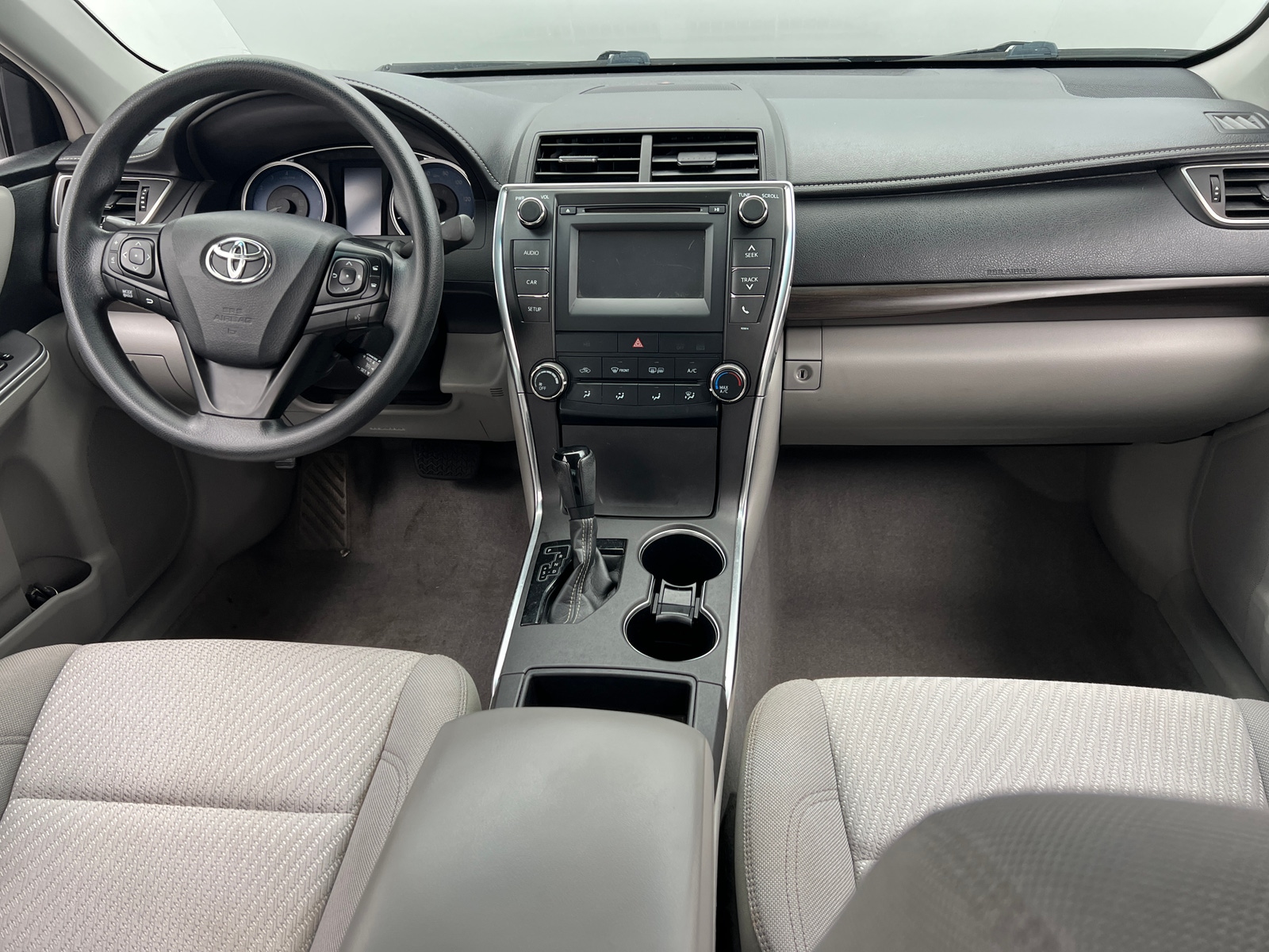 Thumbnail: 2016 Toyota Camry - 3