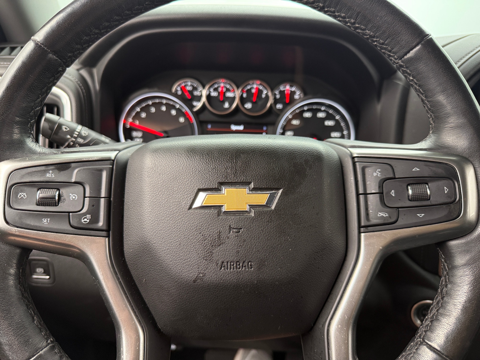 Thumbnail: 2020 Chevrolet Silverado 1500 - 5