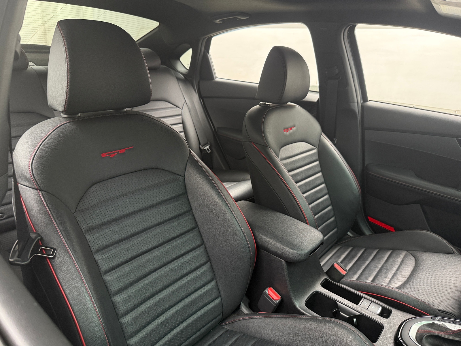 Thumbnail: 2022 Kia Forte - 2