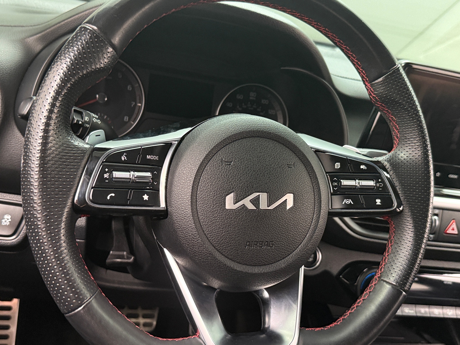 Thumbnail: 2022 Kia Forte - 5