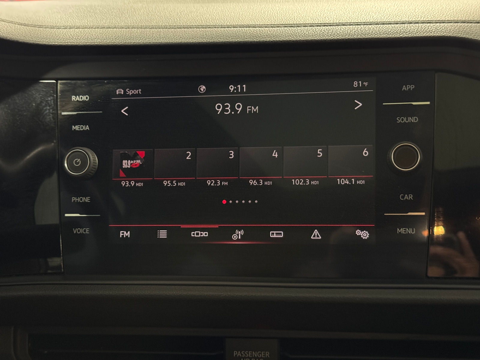 Thumbnail: 2021 Volkswagen Jetta - 3