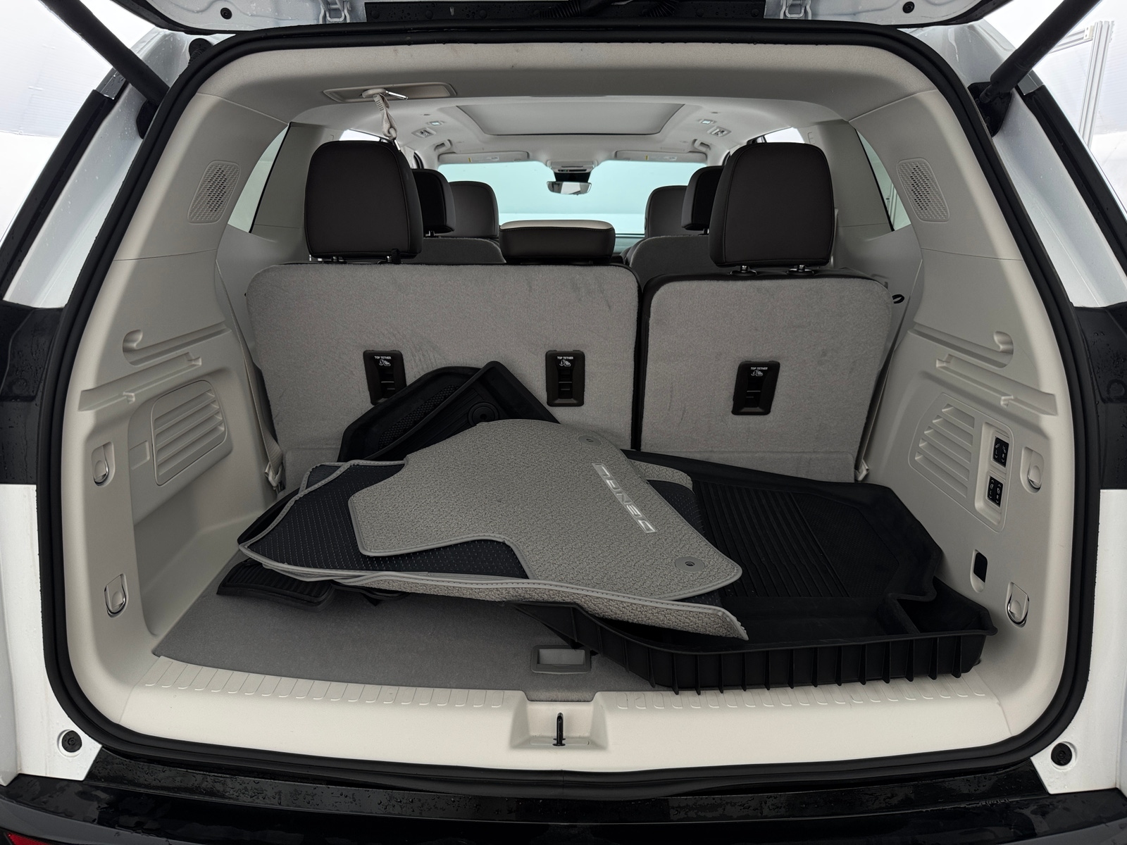 Thumbnail: 2024 GMC Acadia - 6