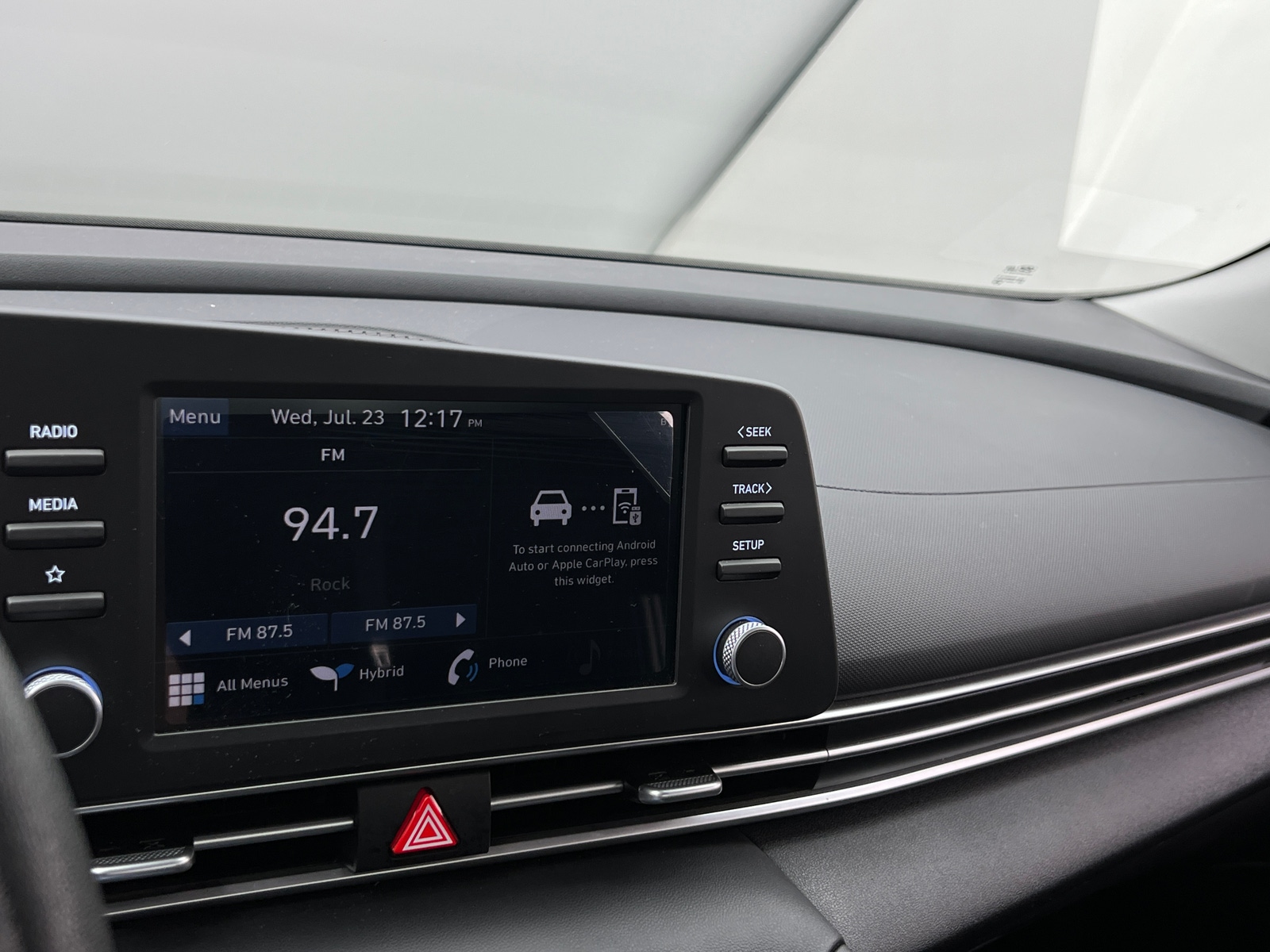 Thumbnail: 2023 Hyundai Elantra - 4