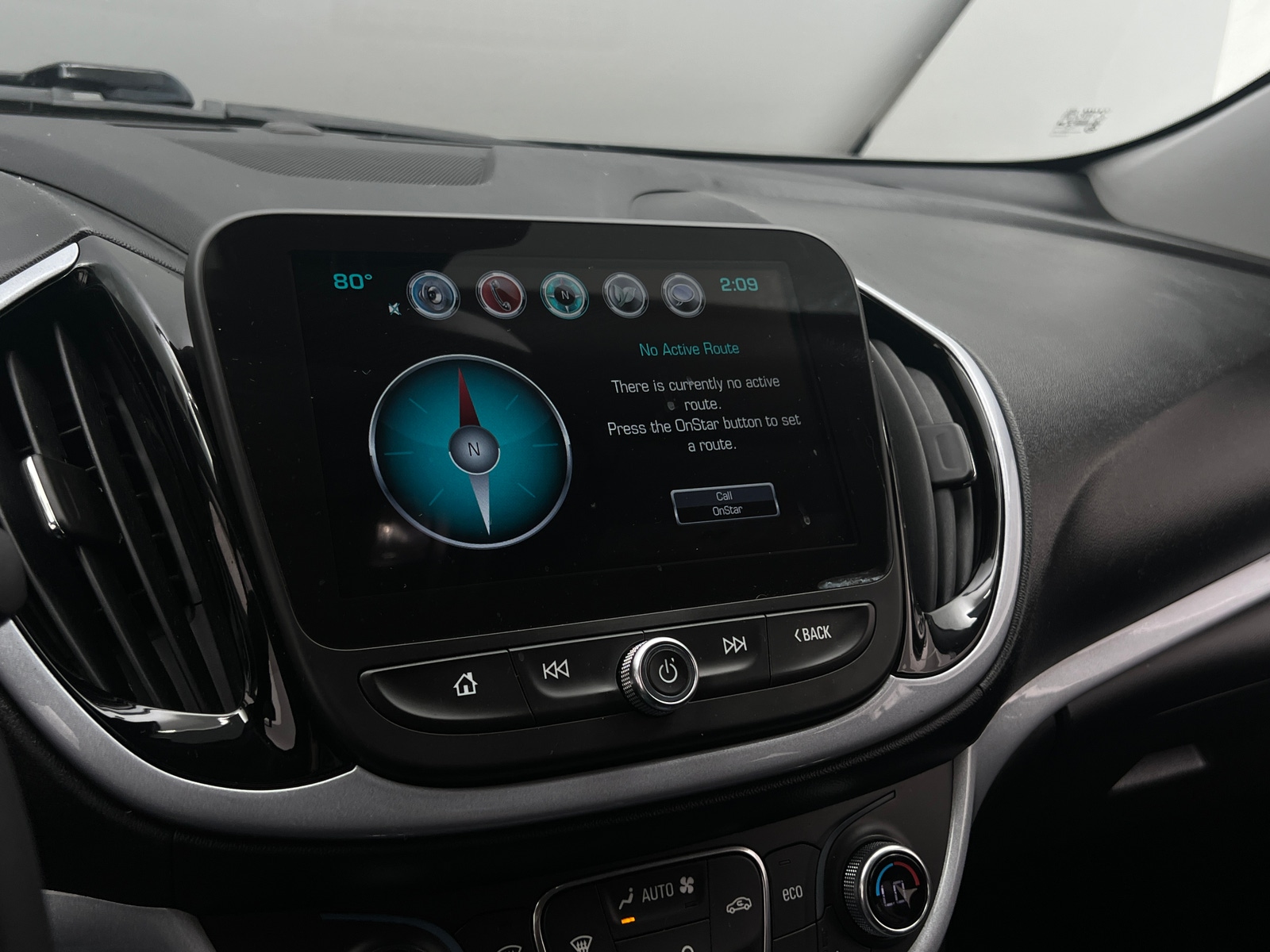 Thumbnail: 2016 Chevrolet Volt - 4