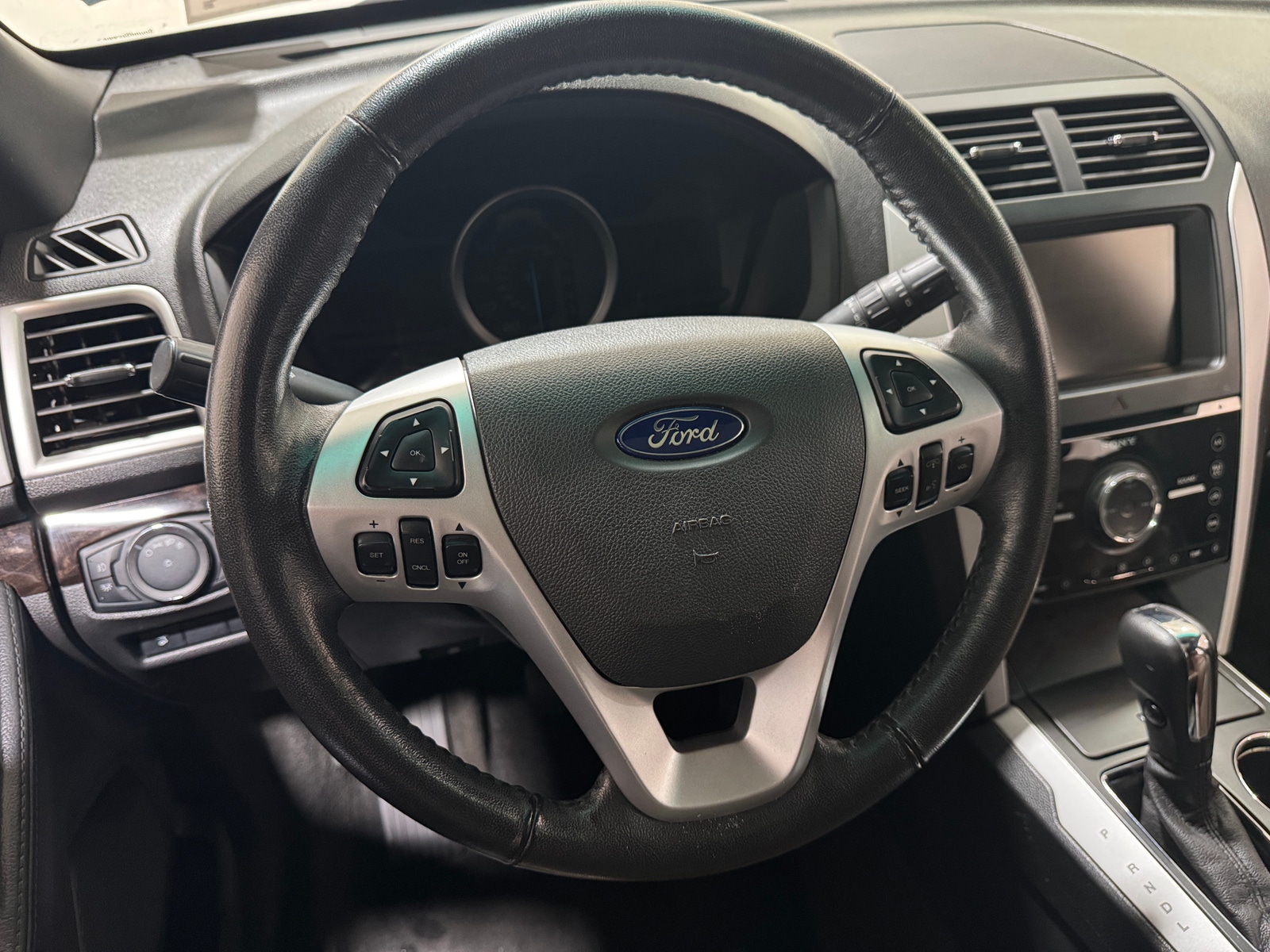 Thumbnail: 2012 Ford Explorer - 4