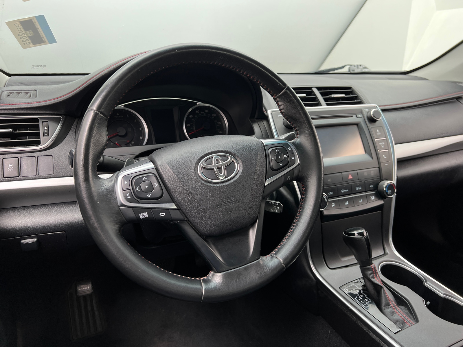 Thumbnail: 2015 Toyota Camry - 5