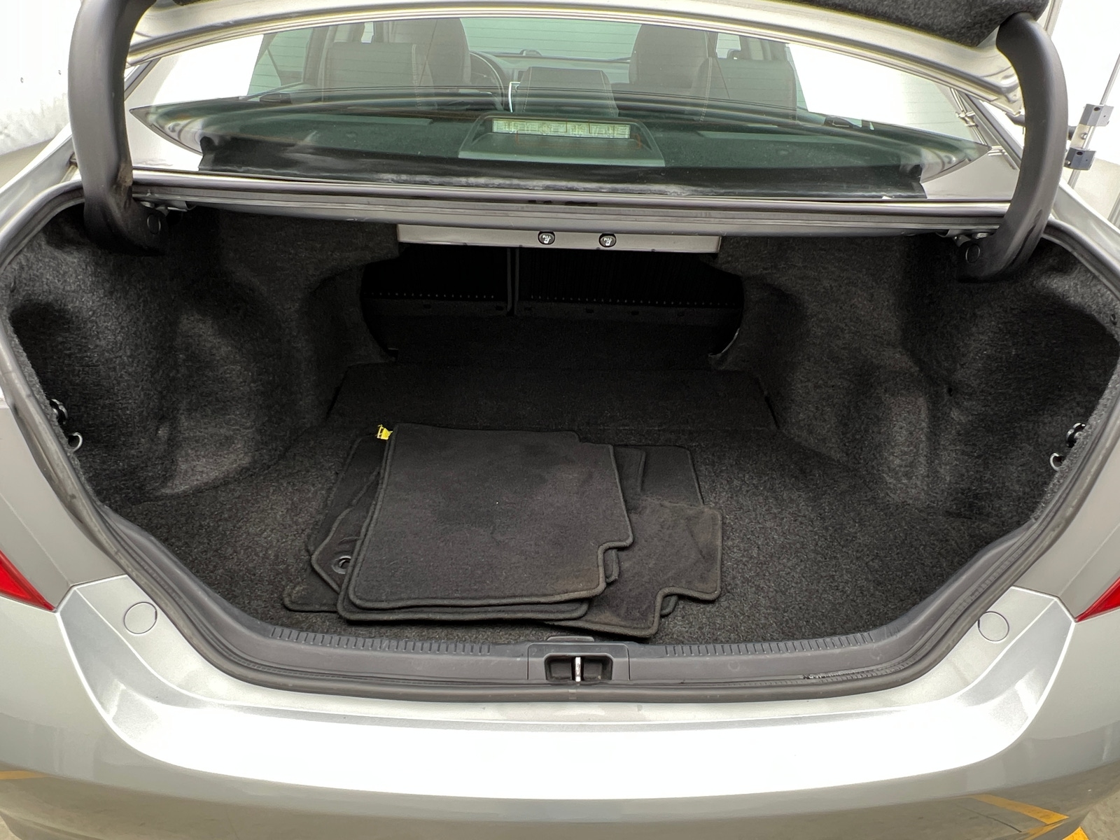 Thumbnail: 2015 Toyota Camry - 7
