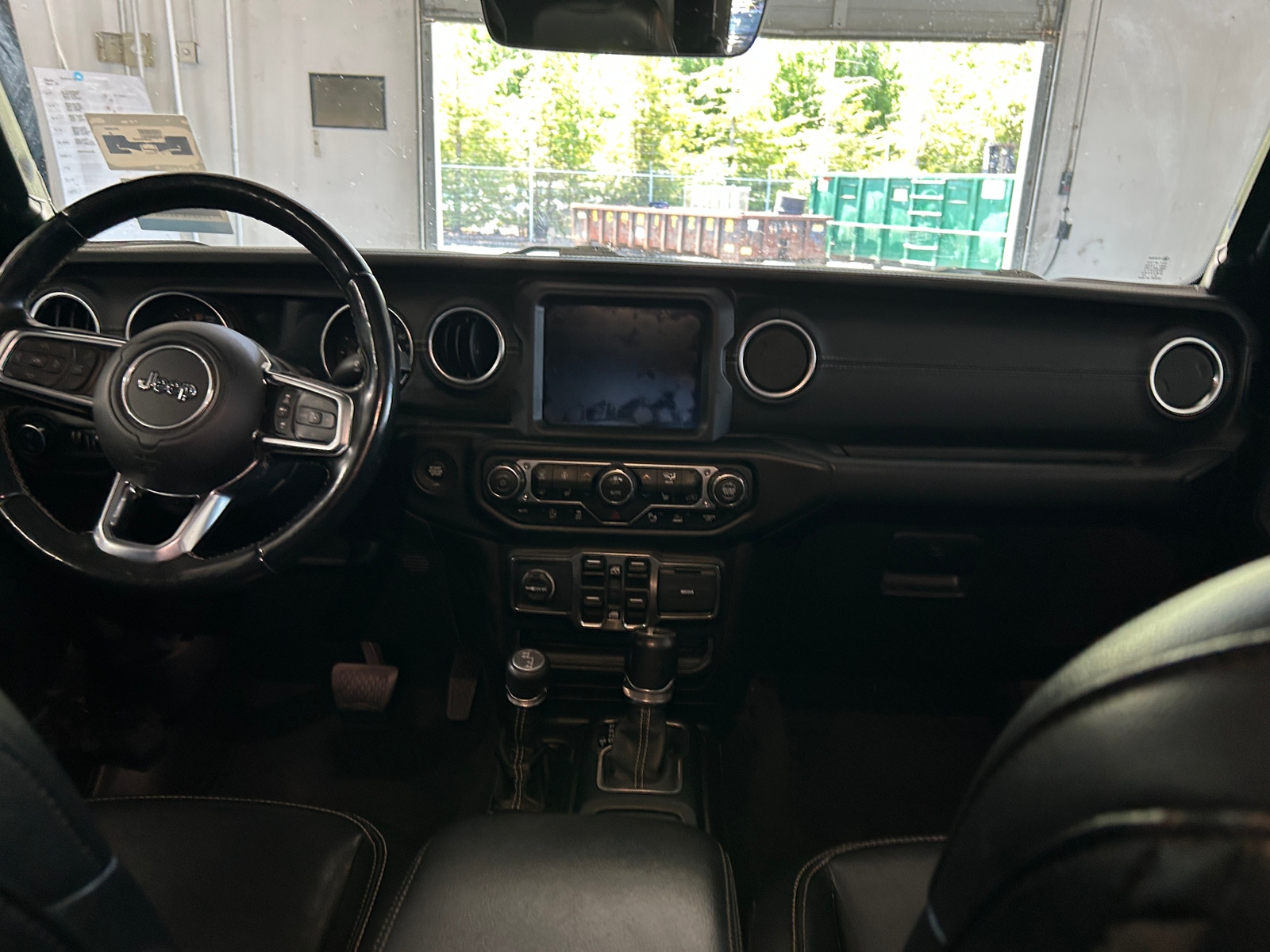 Thumbnail: 2020 Jeep Gladiator - 2