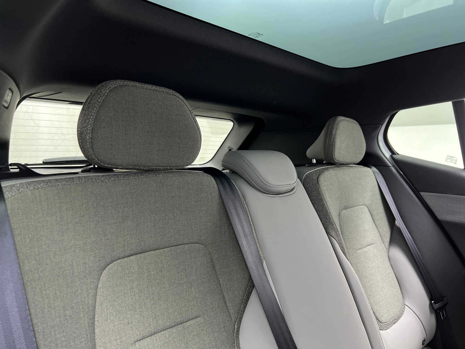 Thumbnail: 2025 Volvo EX30 - 5