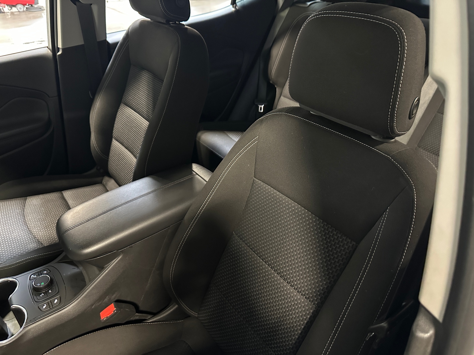 Thumbnail: 2022 GMC Terrain - 2