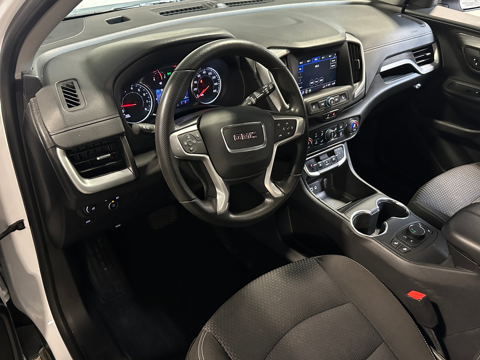 Thumbnail: 2022 GMC Terrain - 3