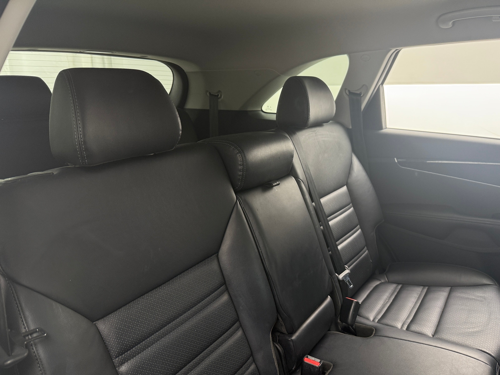 Thumbnail: 2019 Kia Sorento - 5