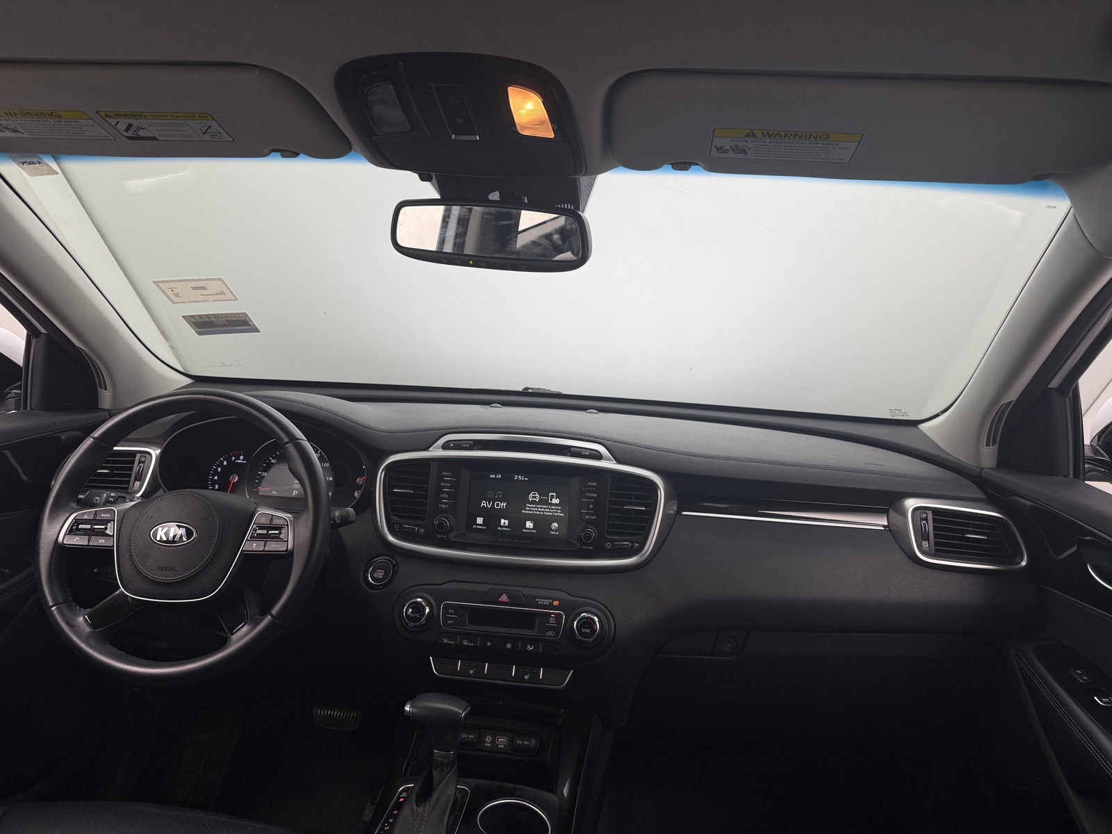 Thumbnail: 2019 Kia Sorento - 2