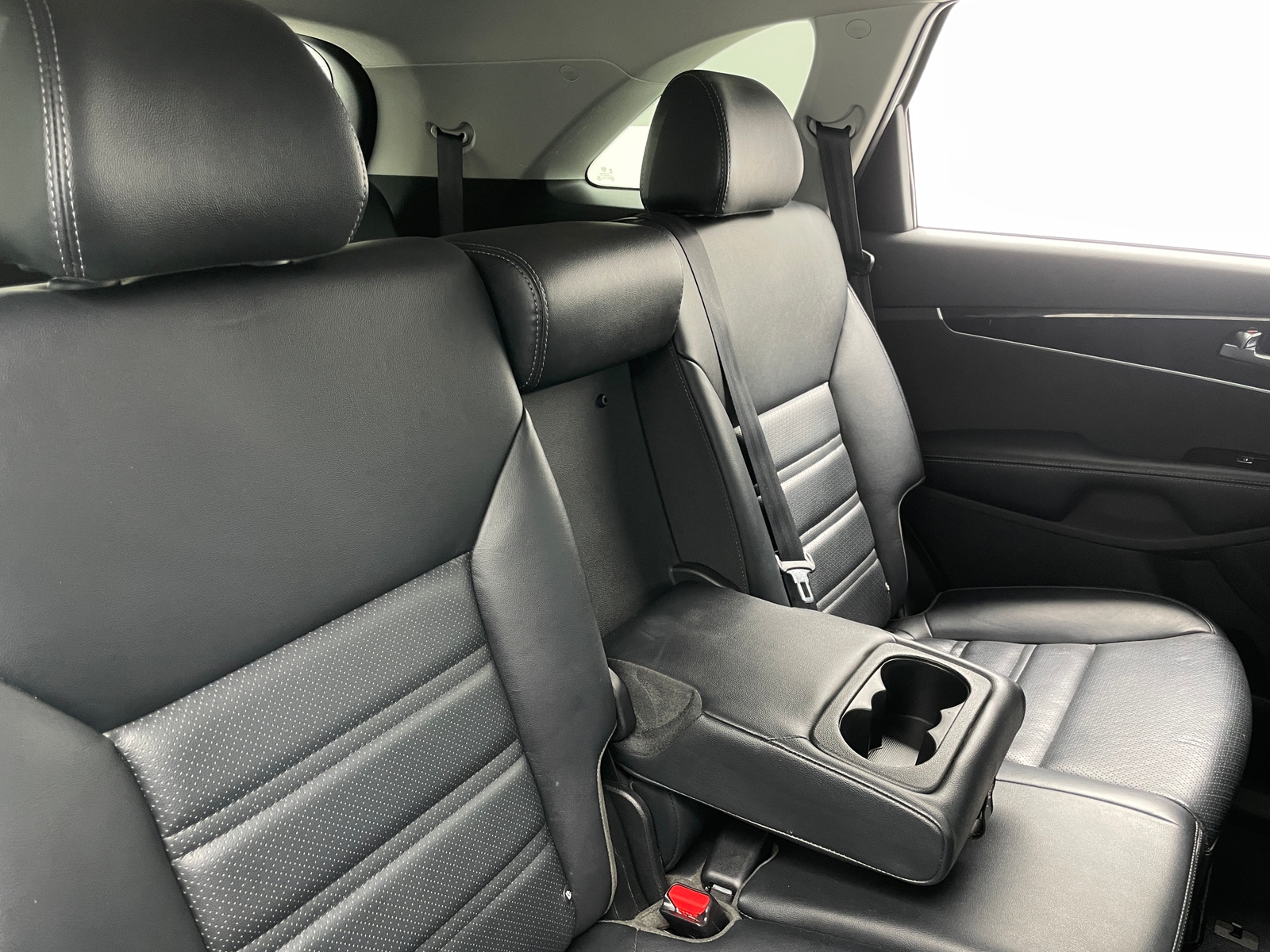 Thumbnail: 2020 Kia Sorento - 5
