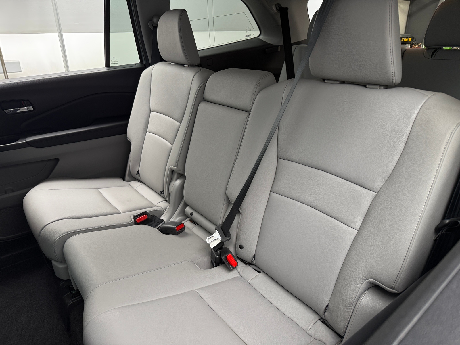 Thumbnail: 2017 Honda Pilot - 5