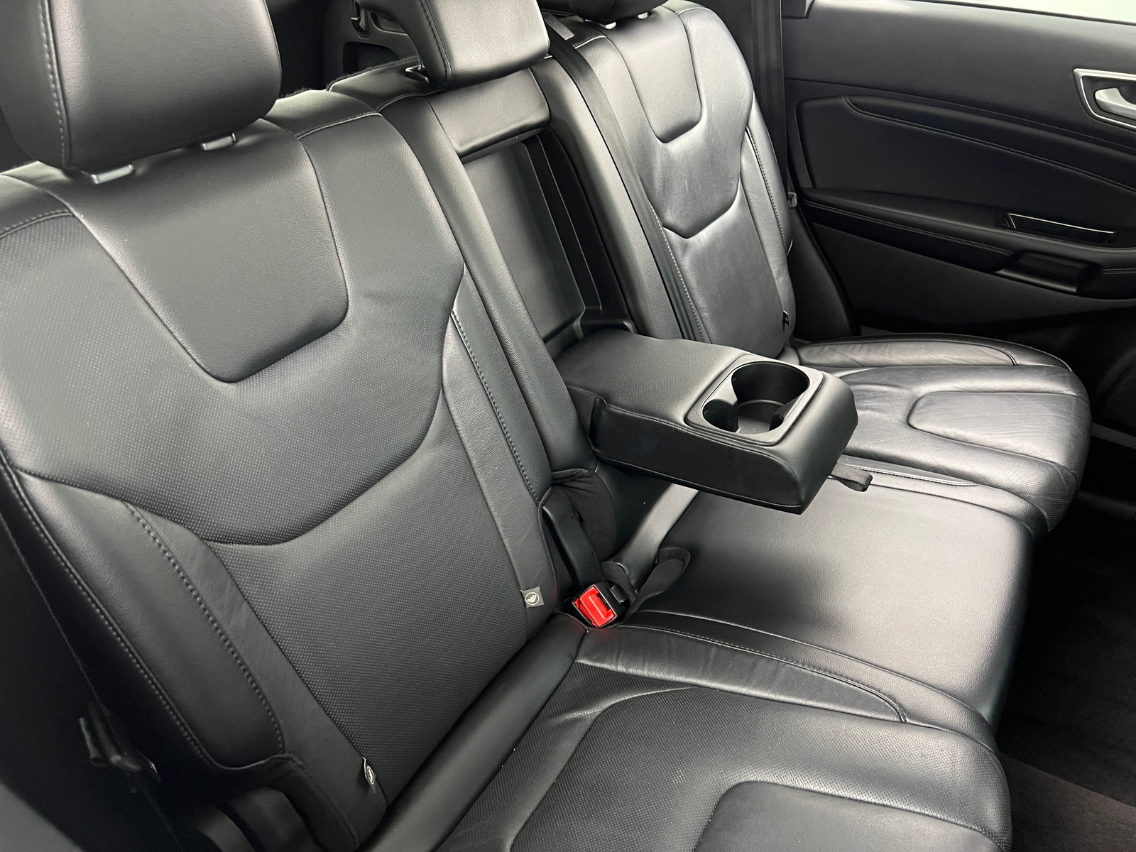 Thumbnail: 2016 Ford Edge - 5