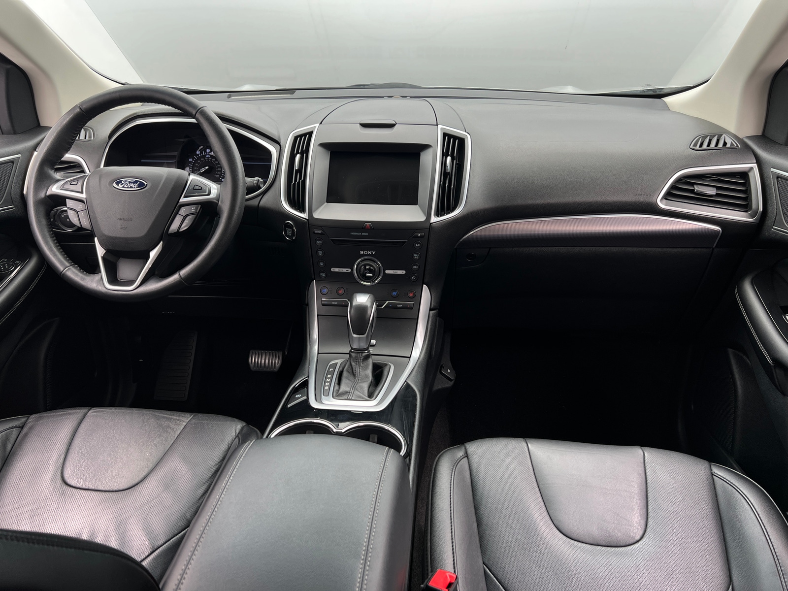 Thumbnail: 2016 Ford Edge - 2