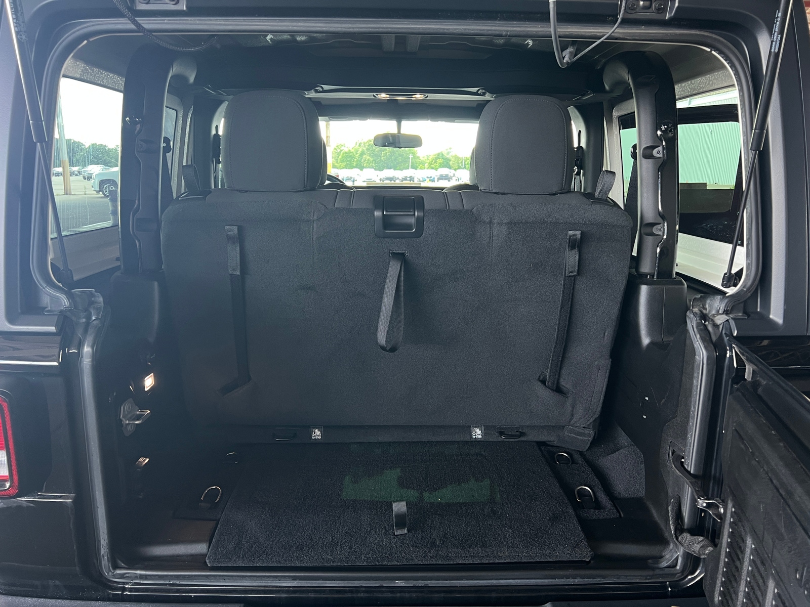 Thumbnail: 2020 Jeep Wrangler - 7