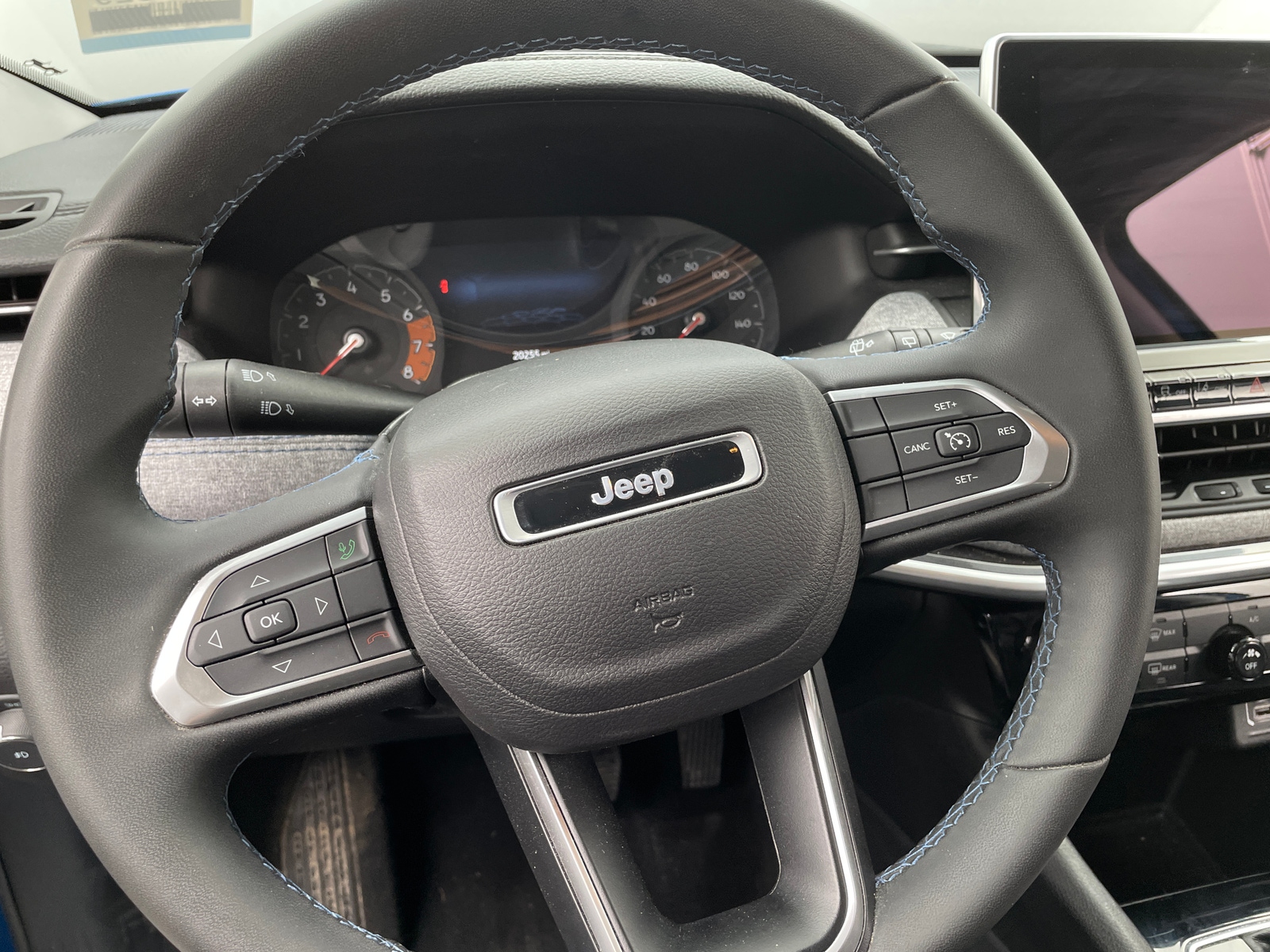 Thumbnail: 2022 Jeep Compass - 5