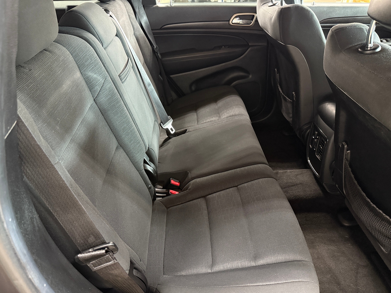 Thumbnail: 2015 Jeep Grand Cherokee - 6