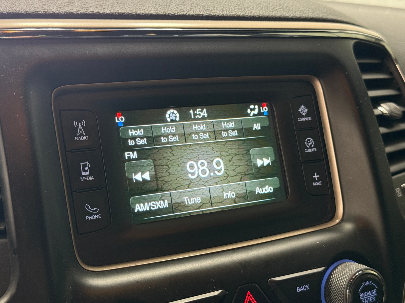 Thumbnail: 2015 Jeep Grand Cherokee - 4