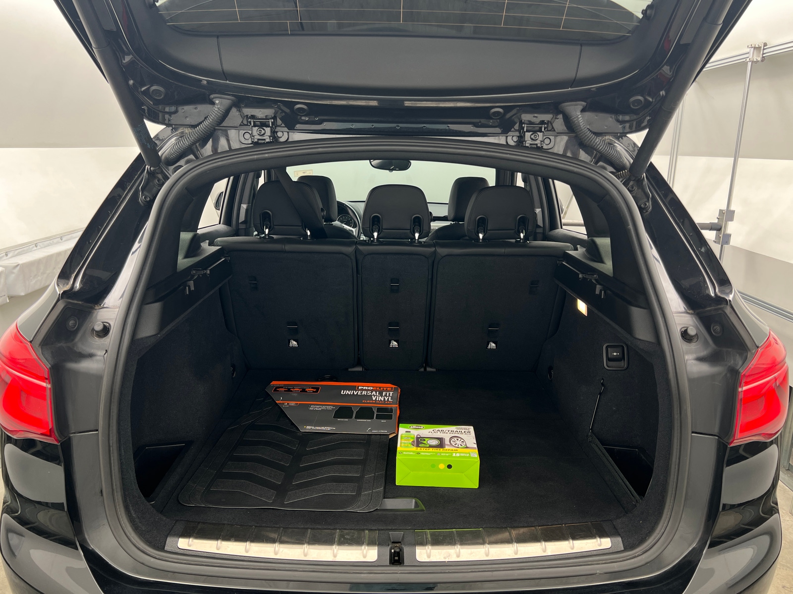 Thumbnail: 2018 BMW X1 - 6