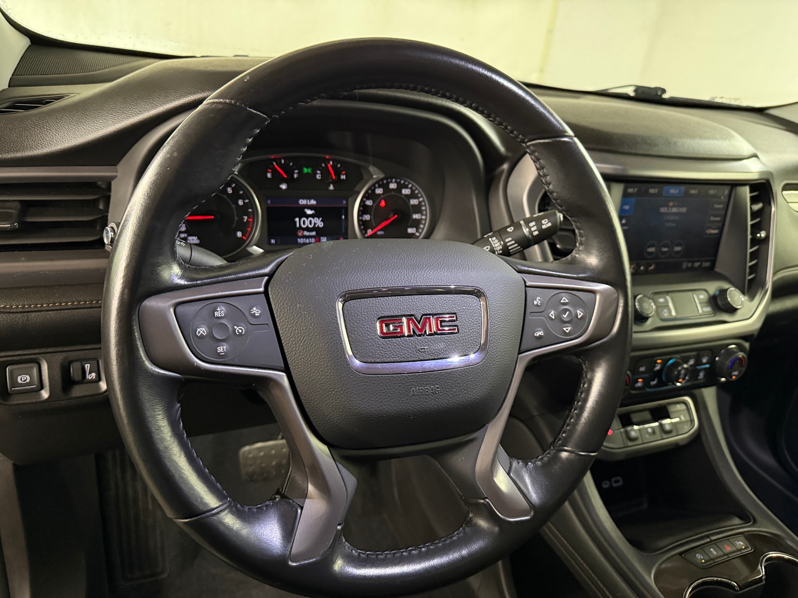 Thumbnail: 2021 GMC Acadia - 4
