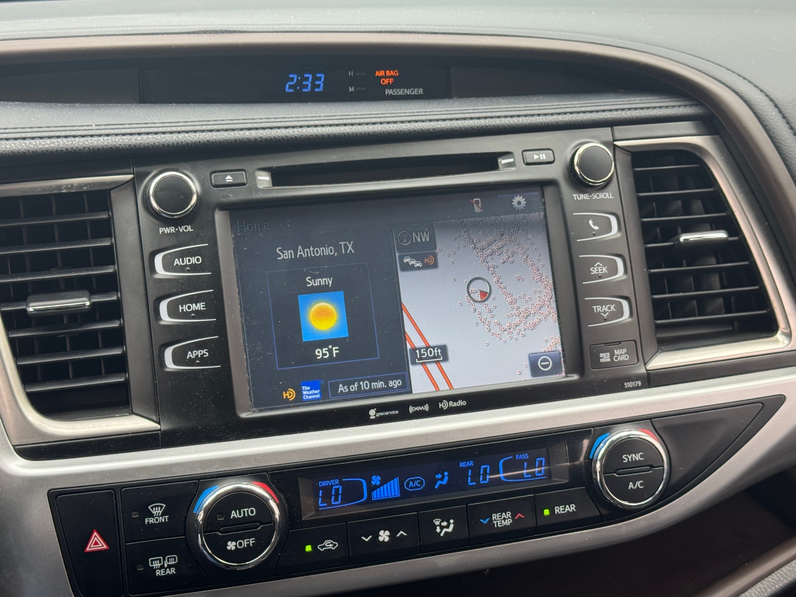 Thumbnail: 2017 Toyota Highlander - 3