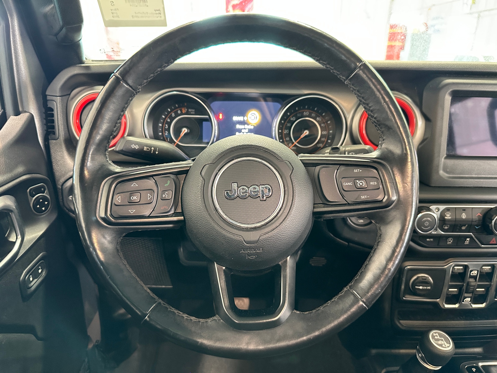 Thumbnail: 2019 Jeep Wrangler - 5