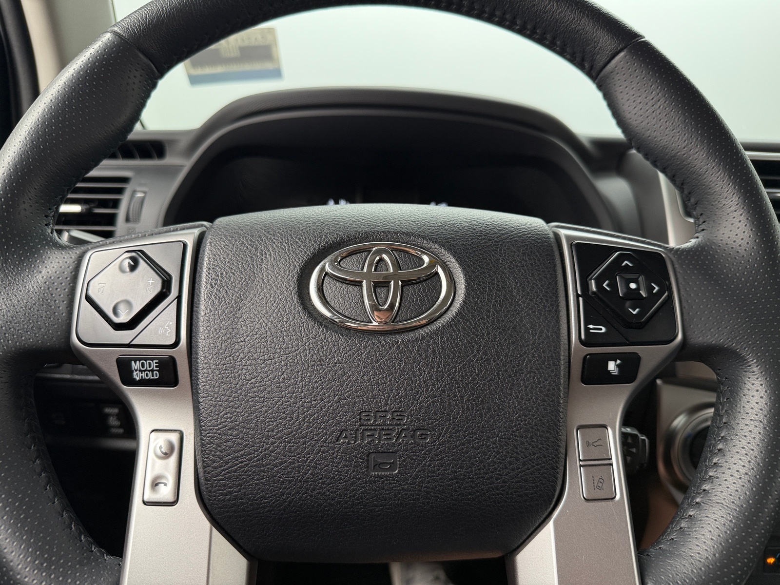 Thumbnail: 2022 Toyota 4Runner - 5