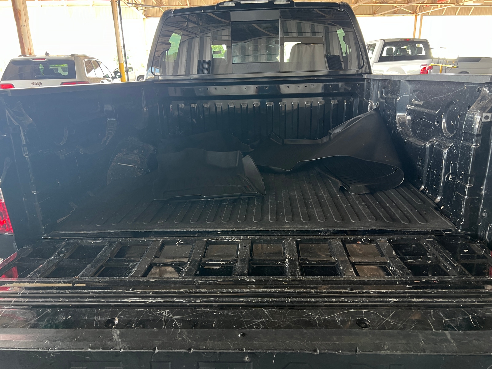 Thumbnail: 2019 Nissan Titan - 7