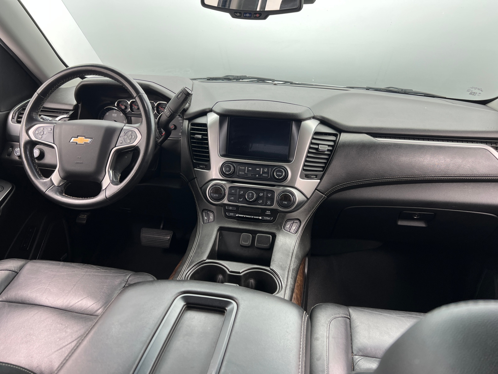 Thumbnail: 2019 Chevrolet Tahoe - 2