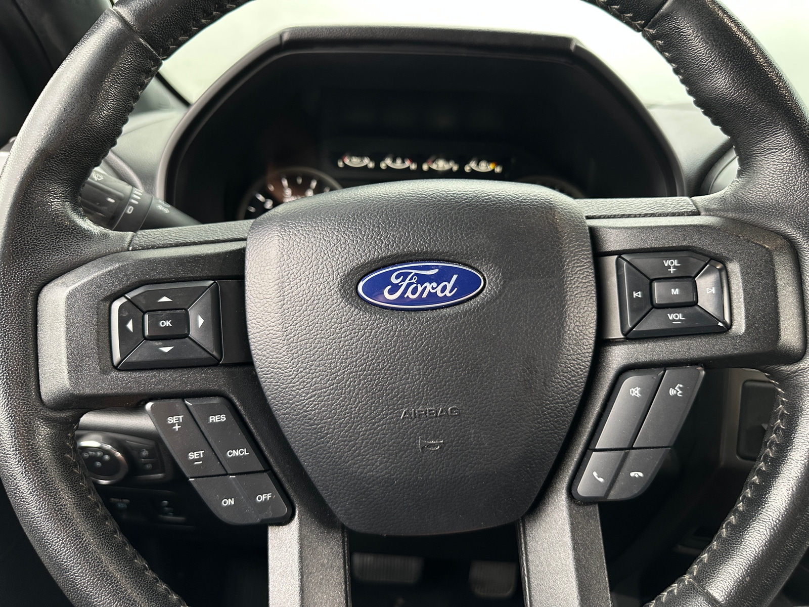 Thumbnail: 2020 Ford Econoline - 4