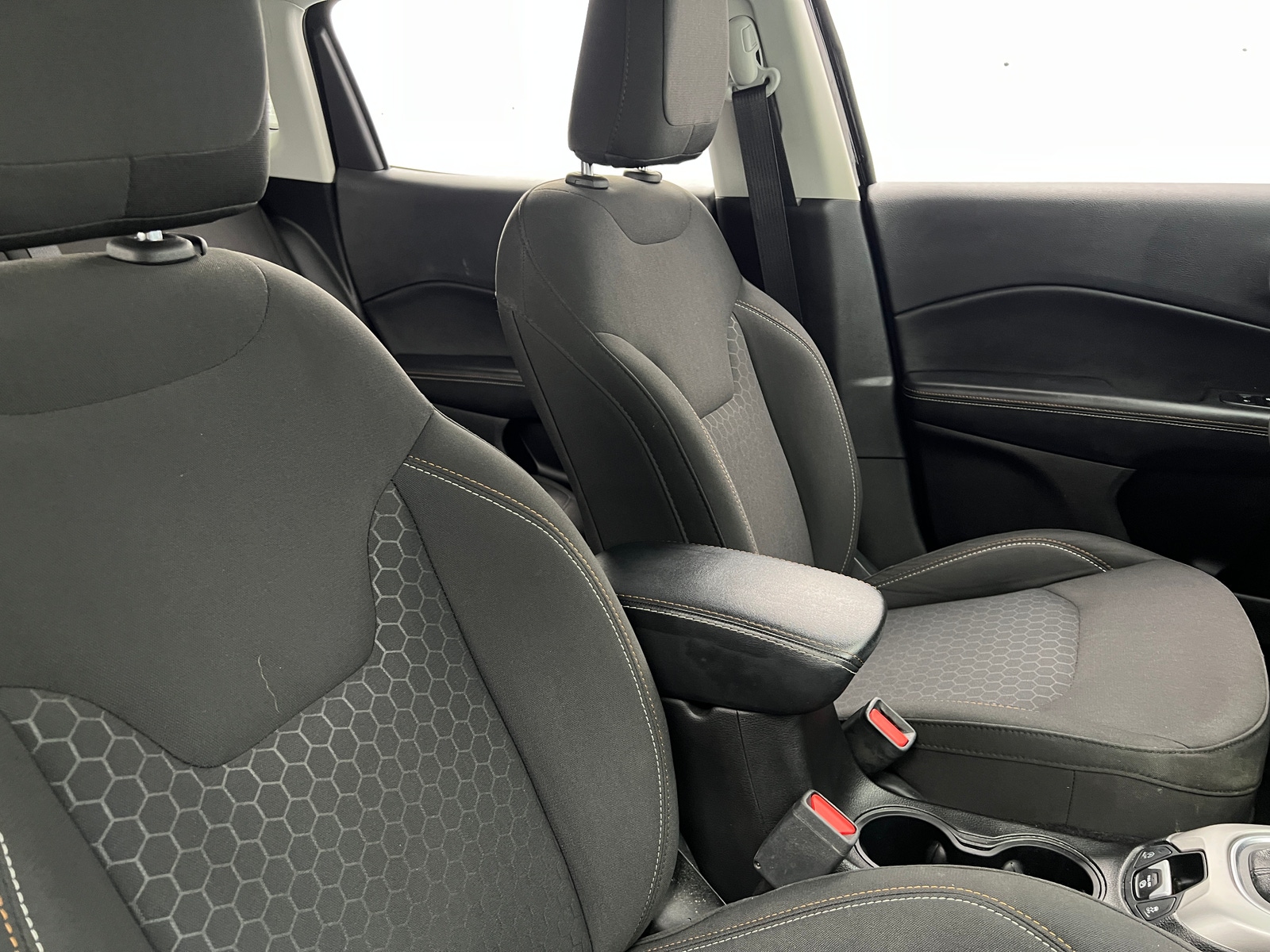 Thumbnail: 2019 Jeep Compass - 2