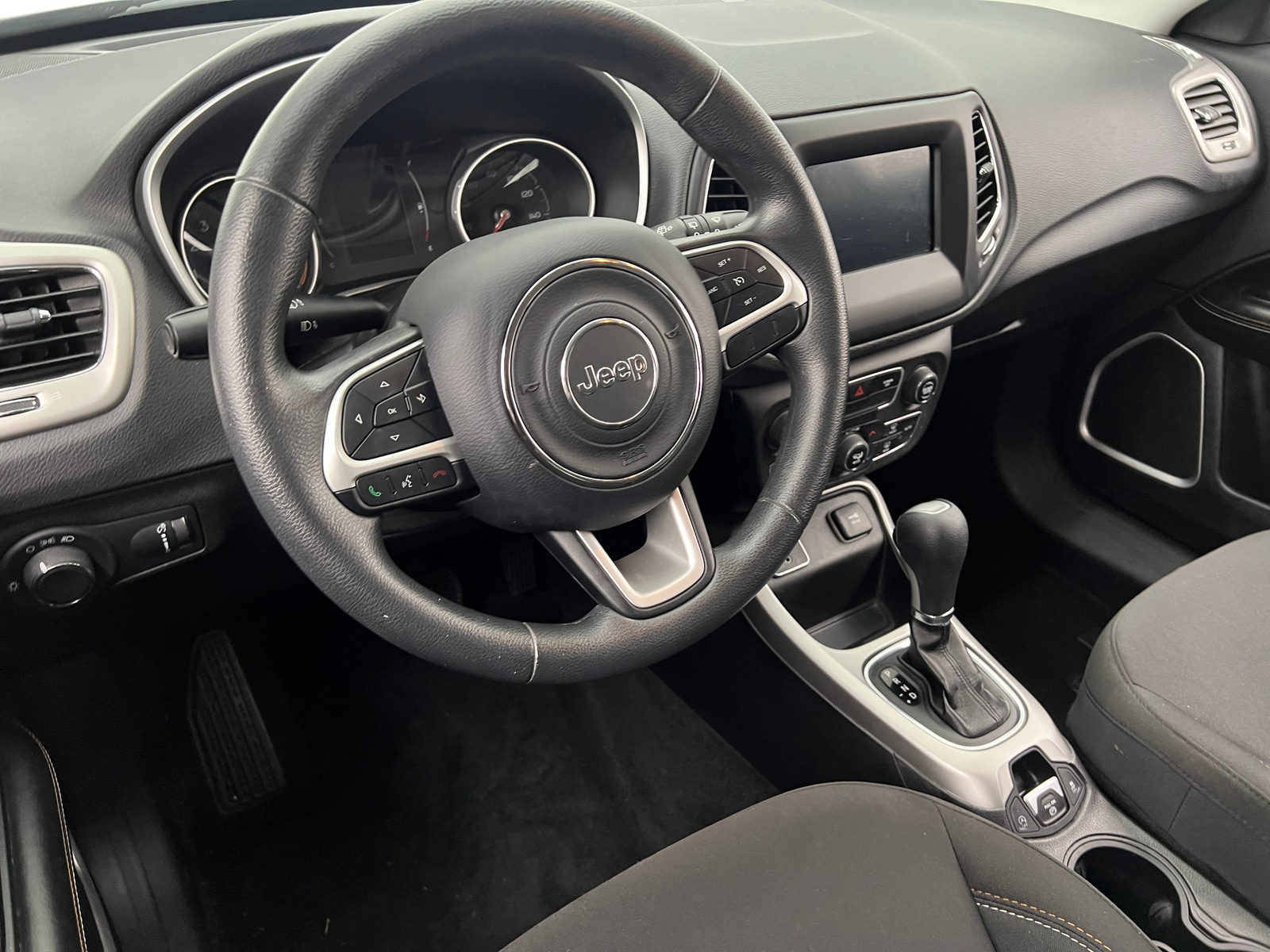 Thumbnail: 2019 Jeep Compass - 5