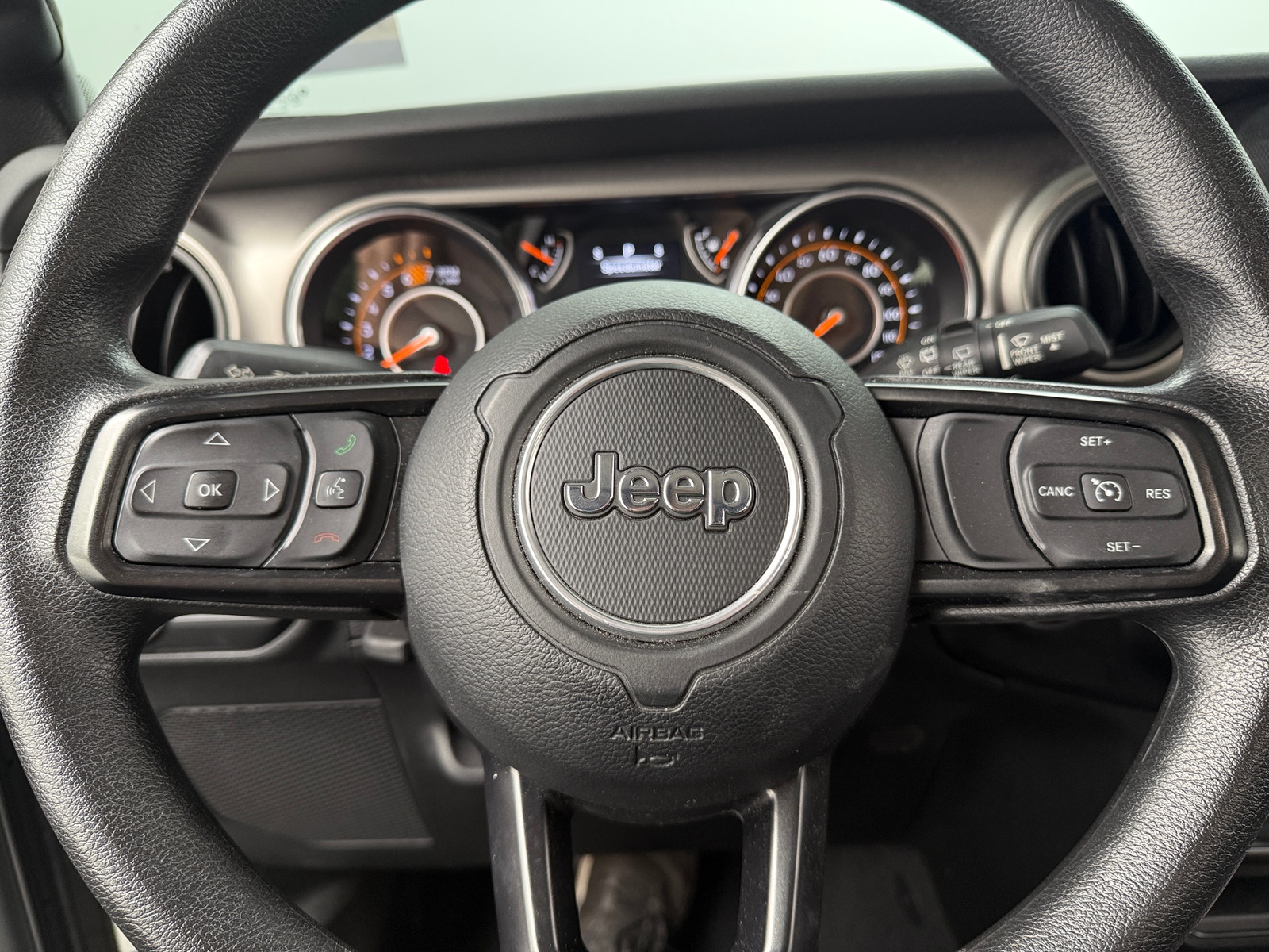 Thumbnail: 2020 Jeep Wrangler - 5