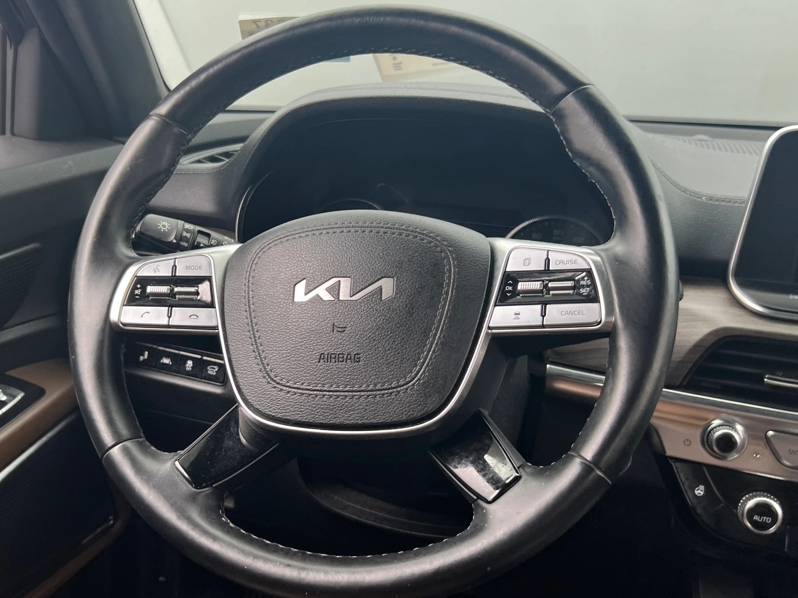 Thumbnail: 2022 Kia Telluride - 4