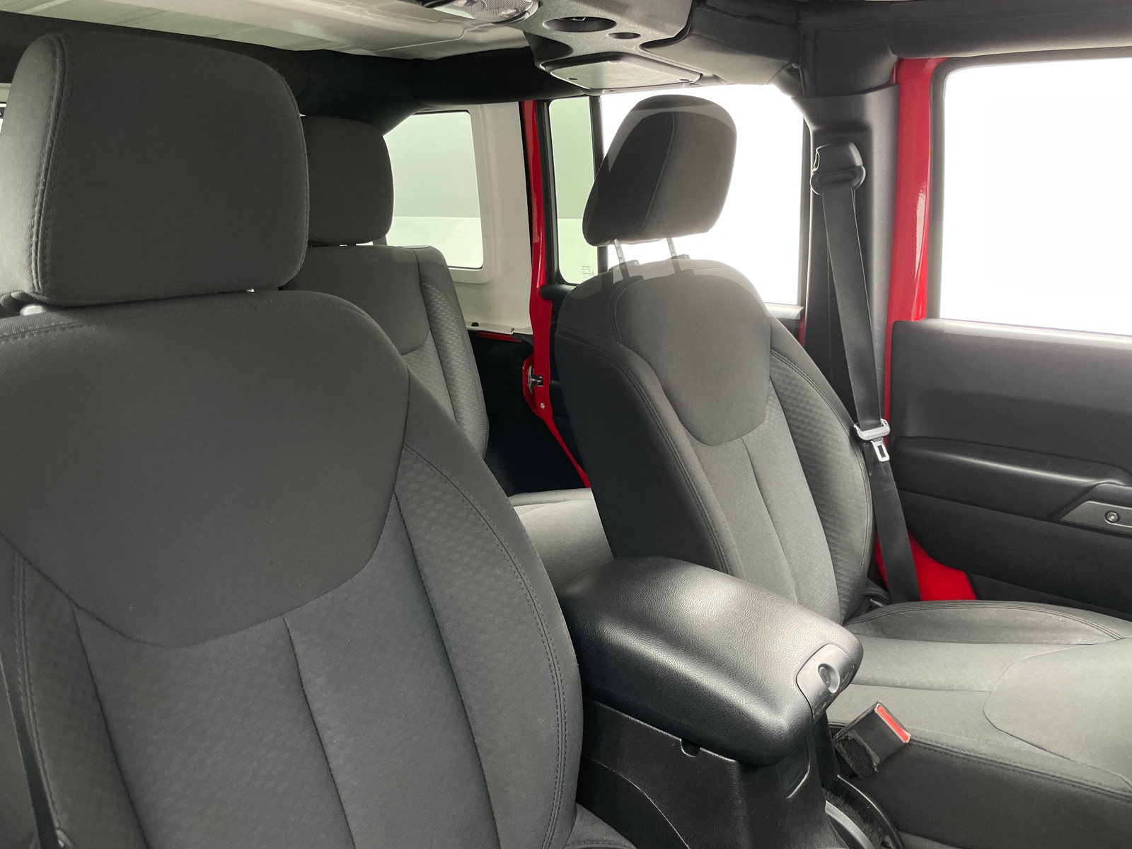 Thumbnail: 2016 Jeep Wrangler - 2
