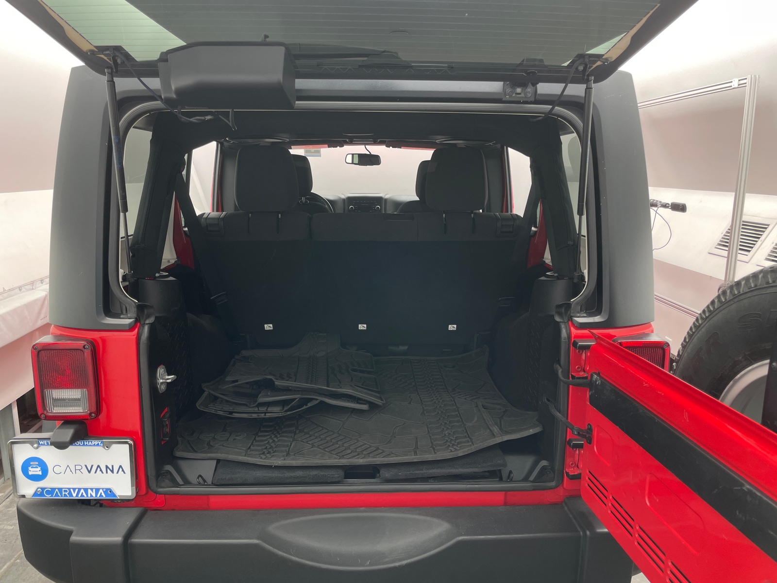 Thumbnail: 2016 Jeep Wrangler - 7