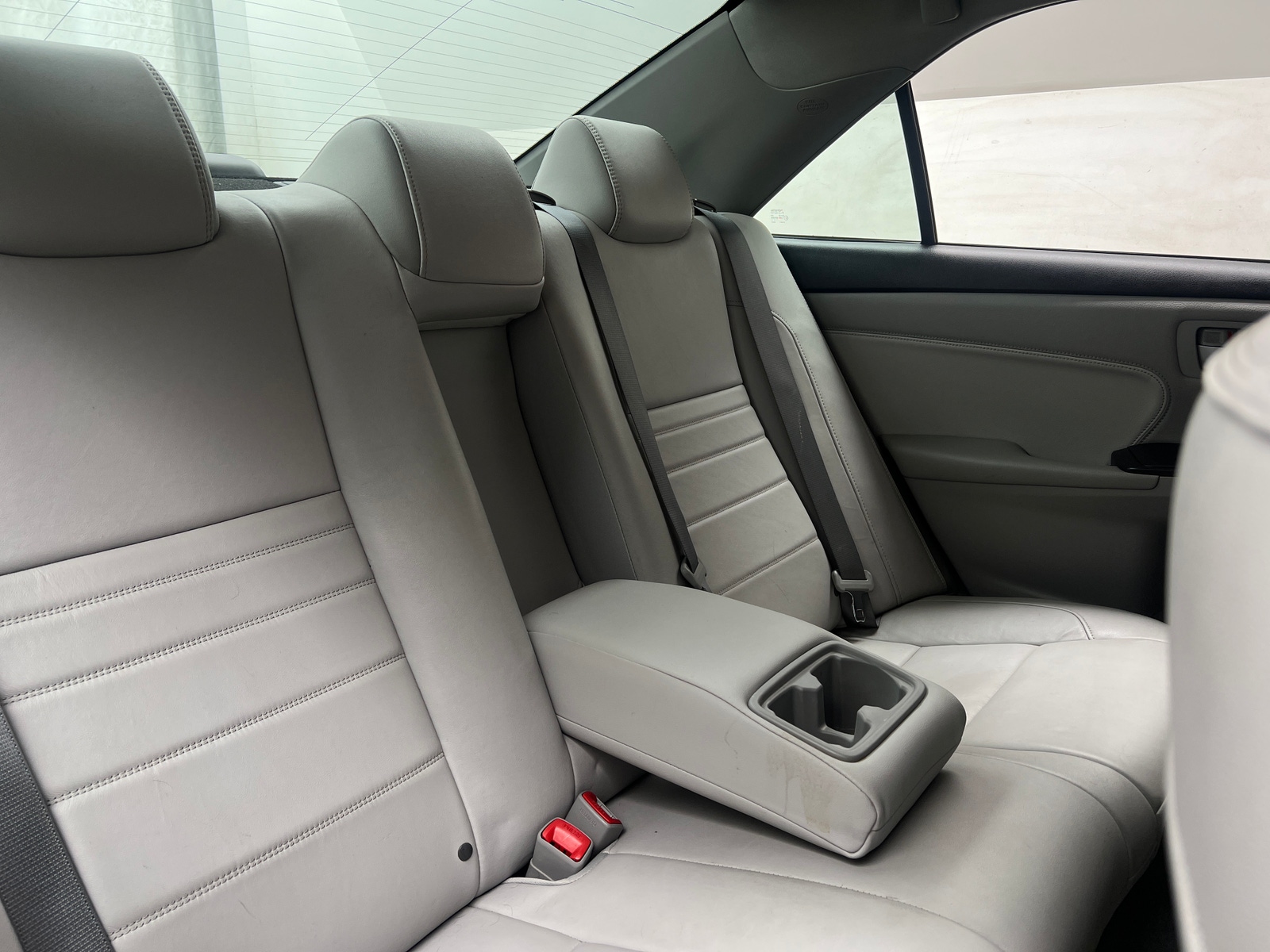 Thumbnail: 2016 Toyota Camry - 5