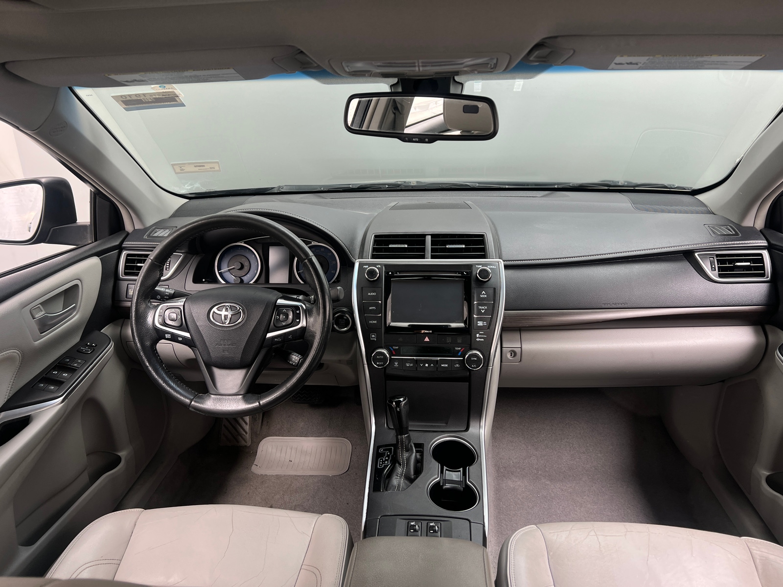 Thumbnail: 2016 Toyota Camry - 2